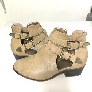 Yoki Ankle Booties
